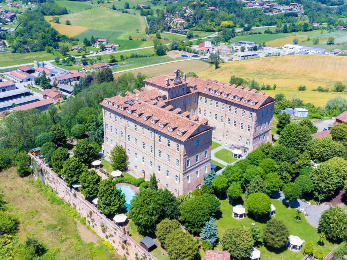 Montaldo Castle & Resort Montaldo Torinese Ngoại thất bức ảnh
