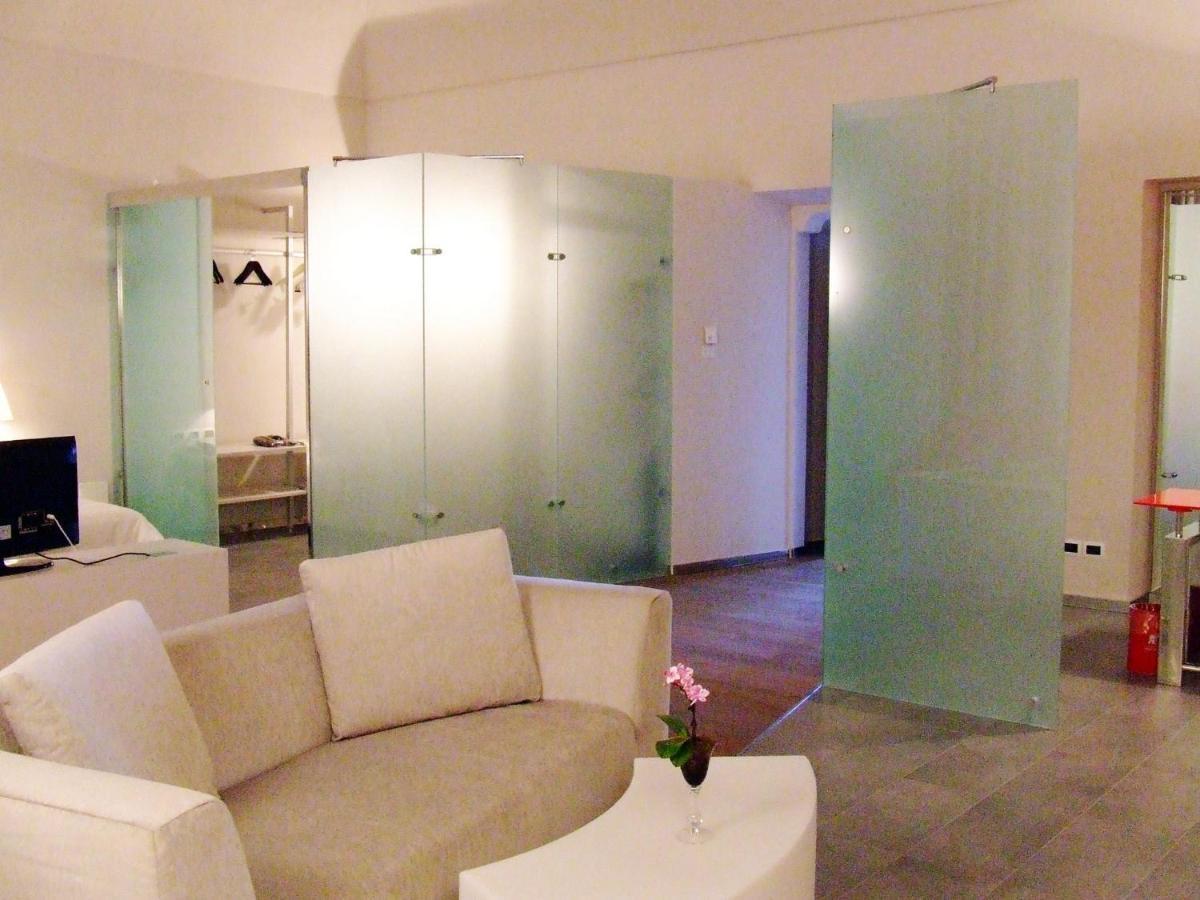 Montaldo Castle & Resort Montaldo Torinese Ngoại thất bức ảnh